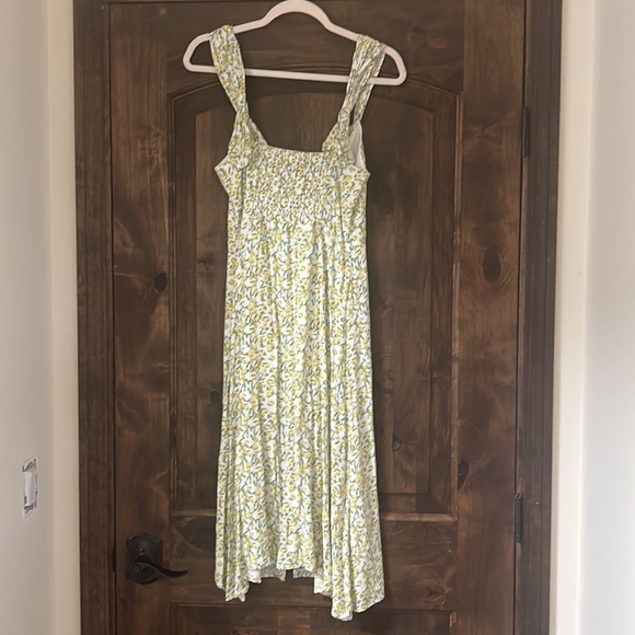 Astr RACHELLE PRINT MIDI DRESS - Picture 3 of 5